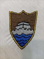 artist:gridcube badge embroidery fortress heraldry liscor meta:inntober meta:inntober_2023 meta:tagme prompt14 prompt_liscor spoiler:book1 stylized water // 3000x4000 // 1000KB // rating:Safe